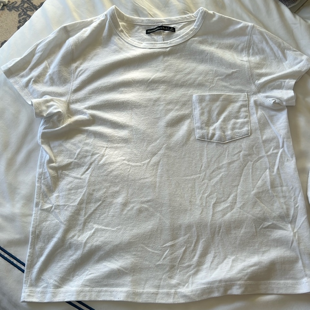 Abercrombie & Fitch t-shirt